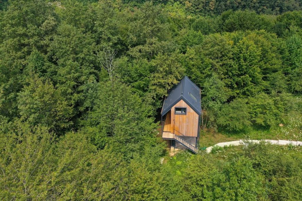 슬루니 Tree Elements Treehouse Retreat 아파트 외부 사진