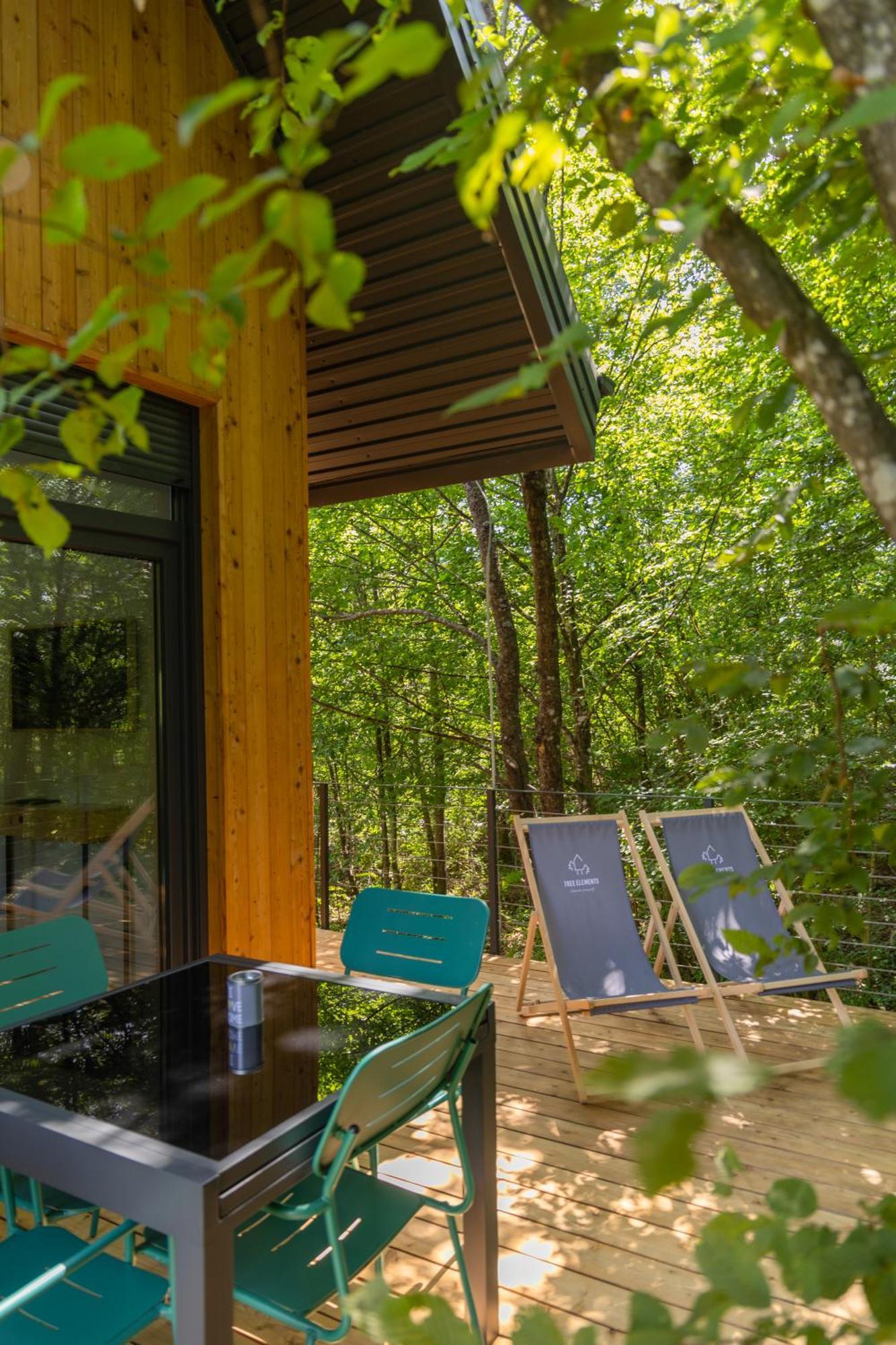 슬루니 Tree Elements Treehouse Retreat 아파트 객실 사진