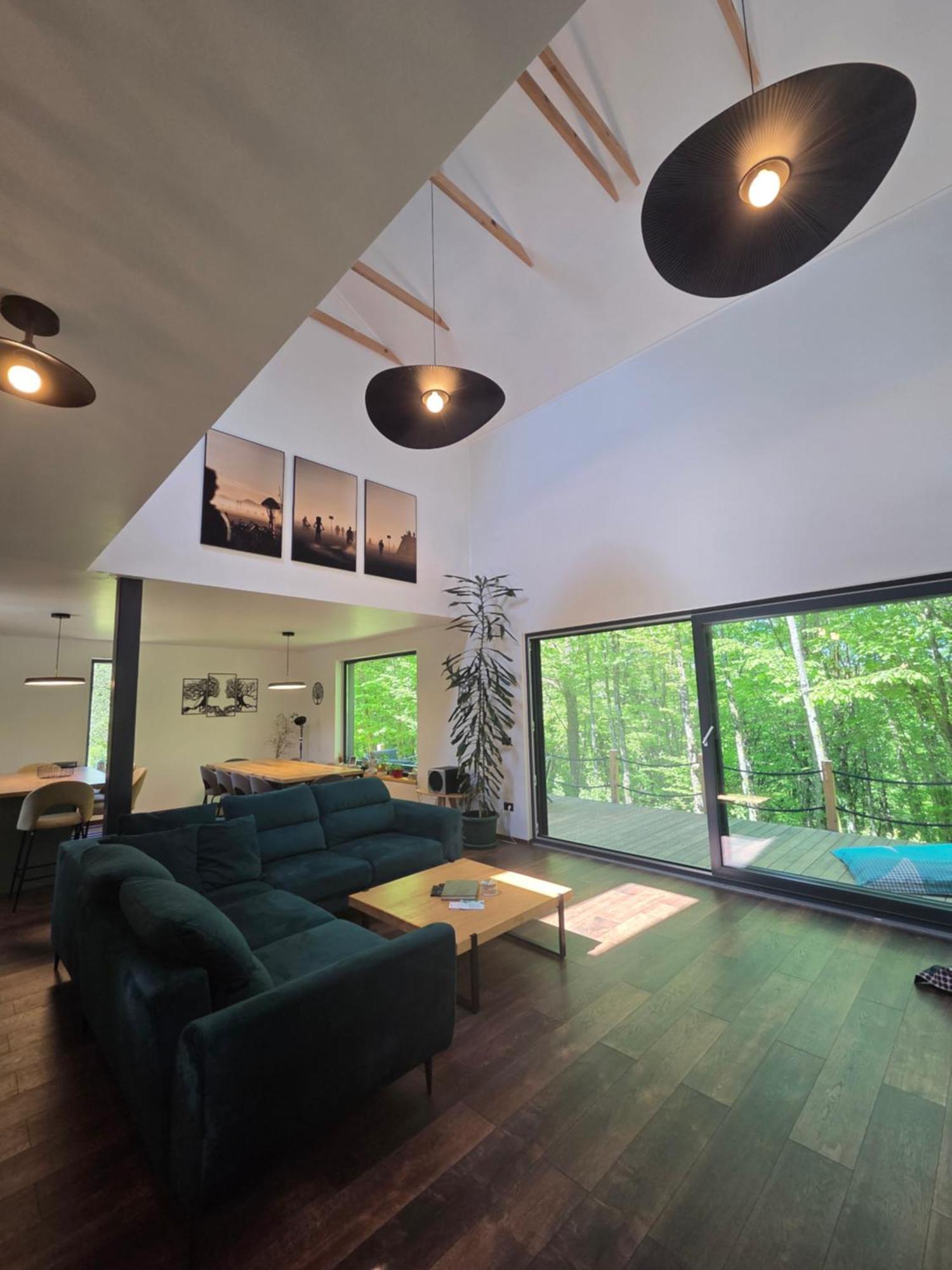 슬루니 Tree Elements Treehouse Retreat 아파트 외부 사진