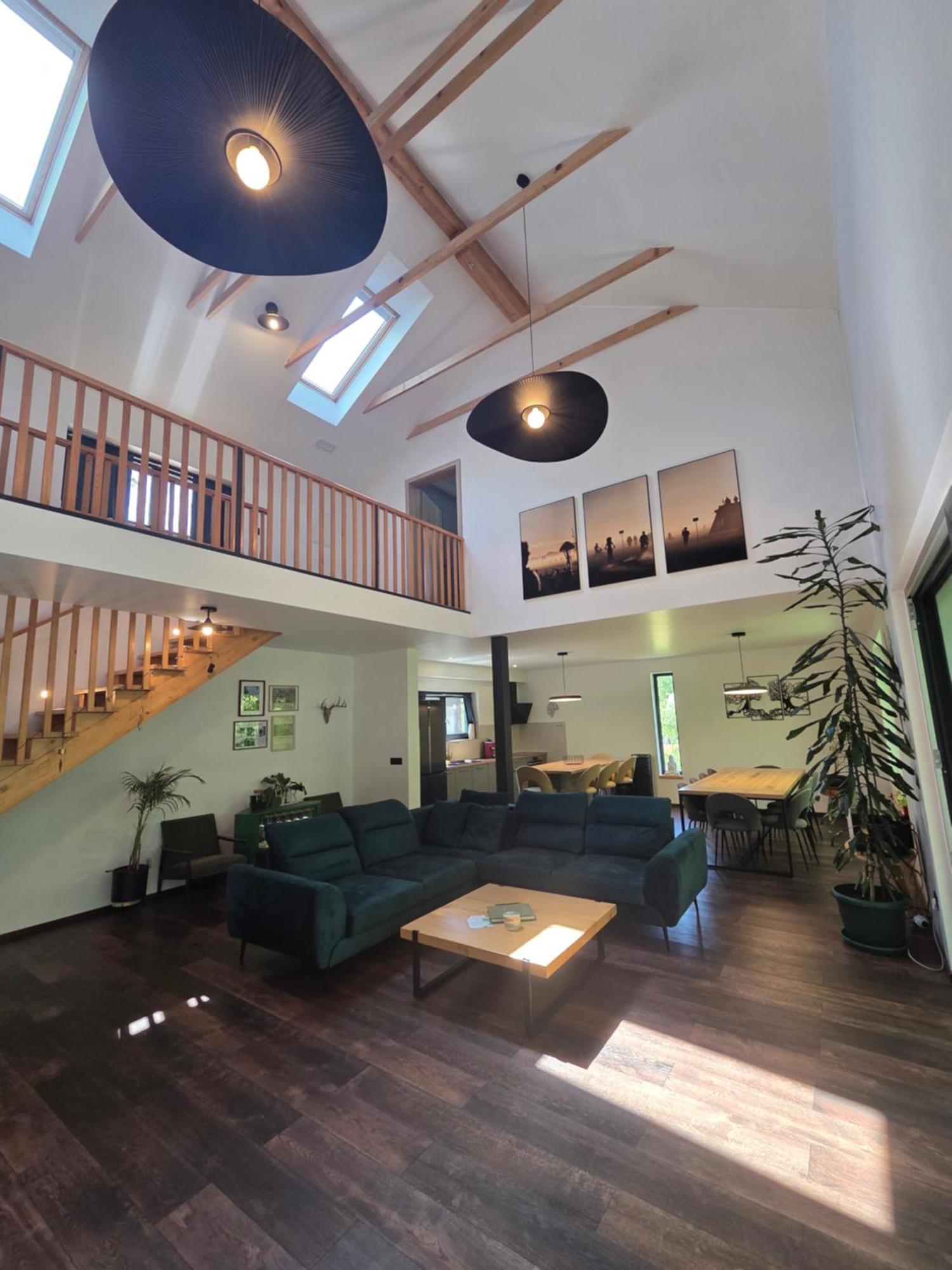 슬루니 Tree Elements Treehouse Retreat 아파트 외부 사진