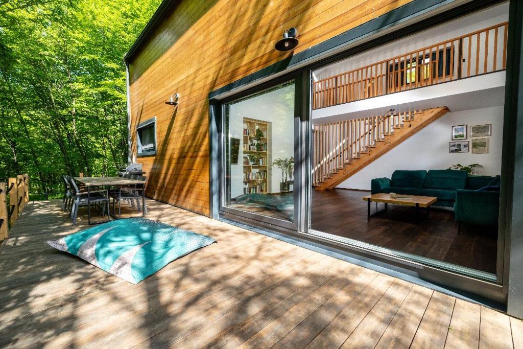 슬루니 Tree Elements Treehouse Retreat 아파트 외부 사진