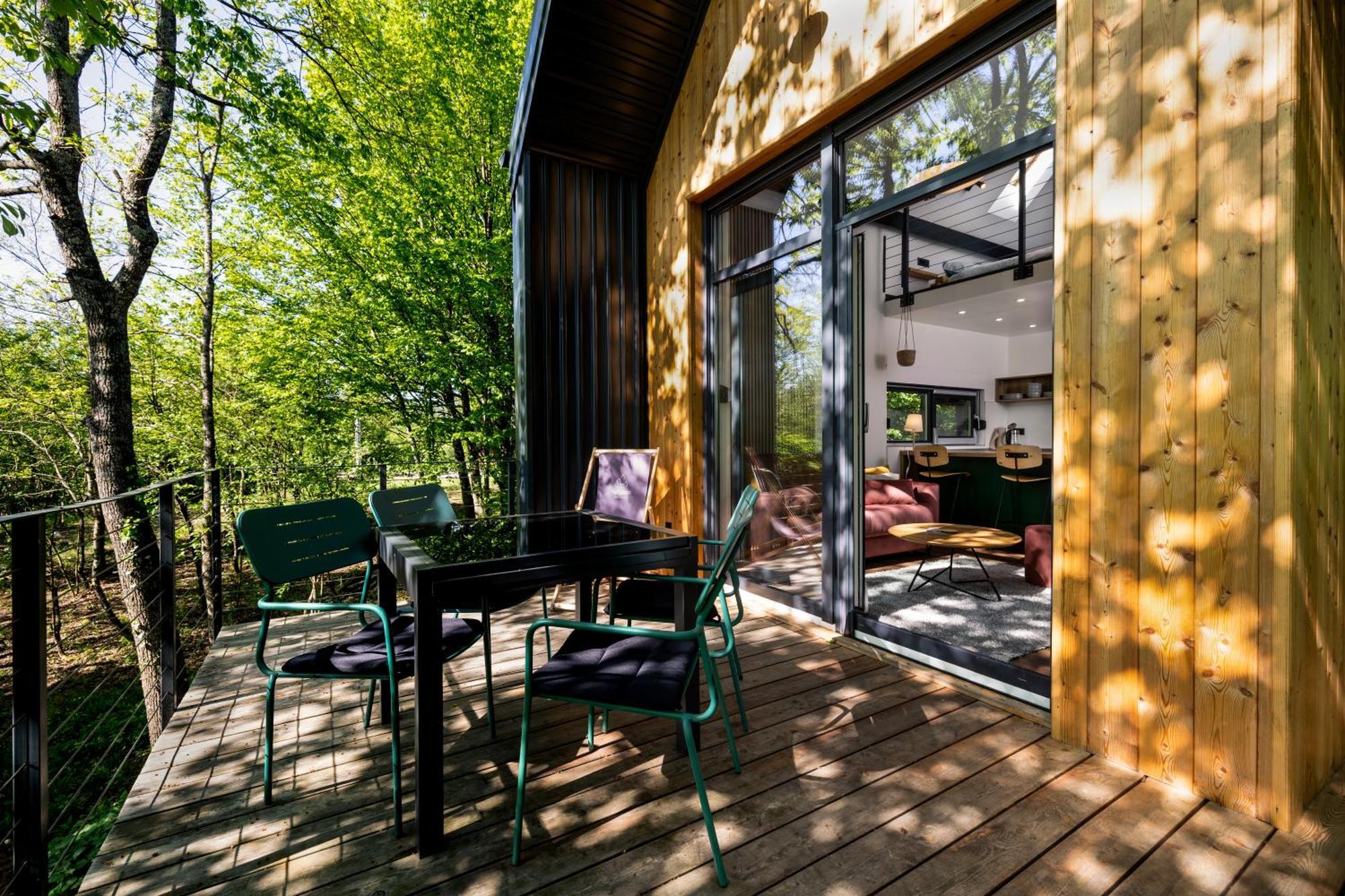슬루니 Tree Elements Treehouse Retreat 아파트 외부 사진