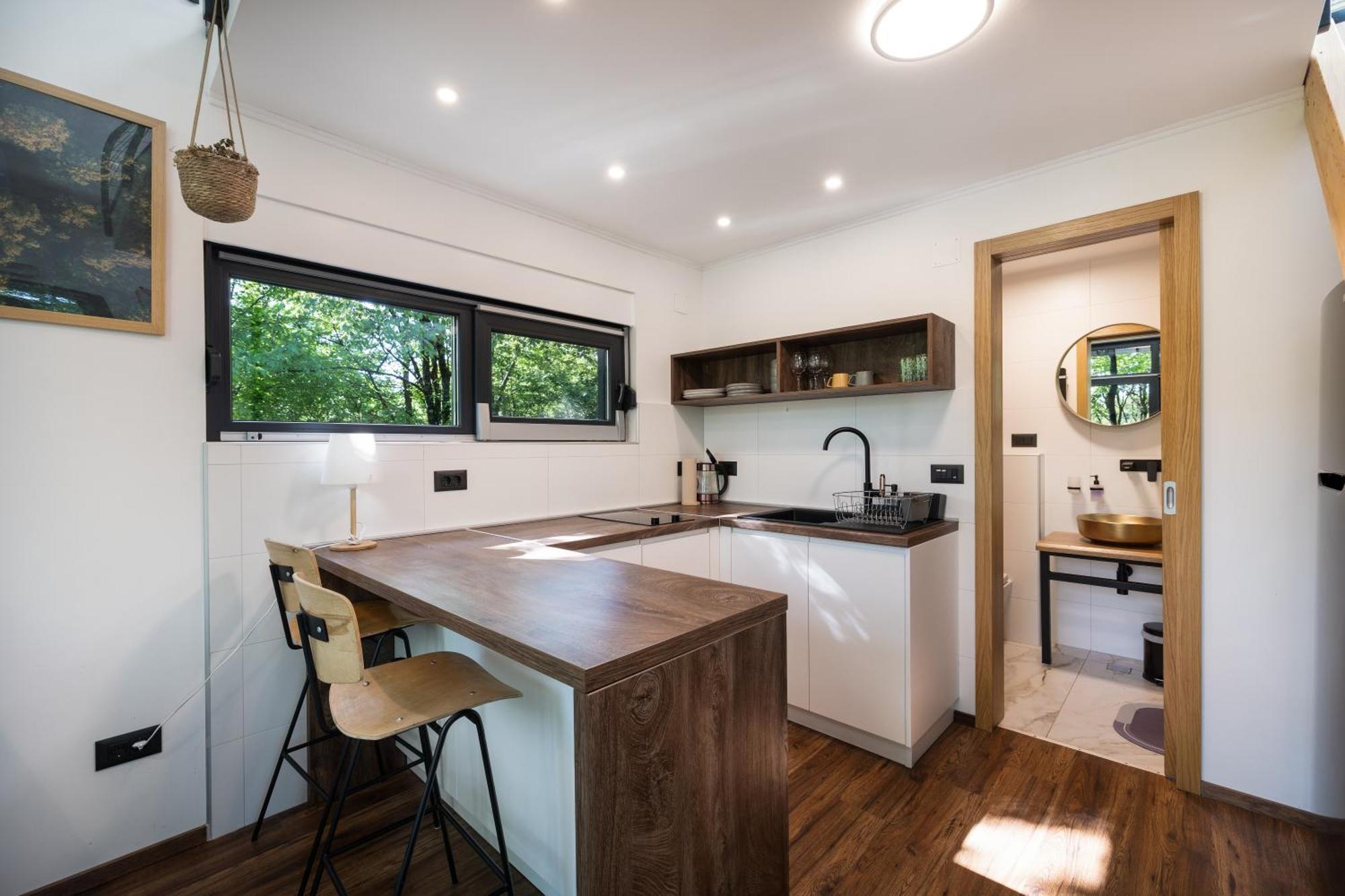 슬루니 Tree Elements Treehouse Retreat 아파트 외부 사진