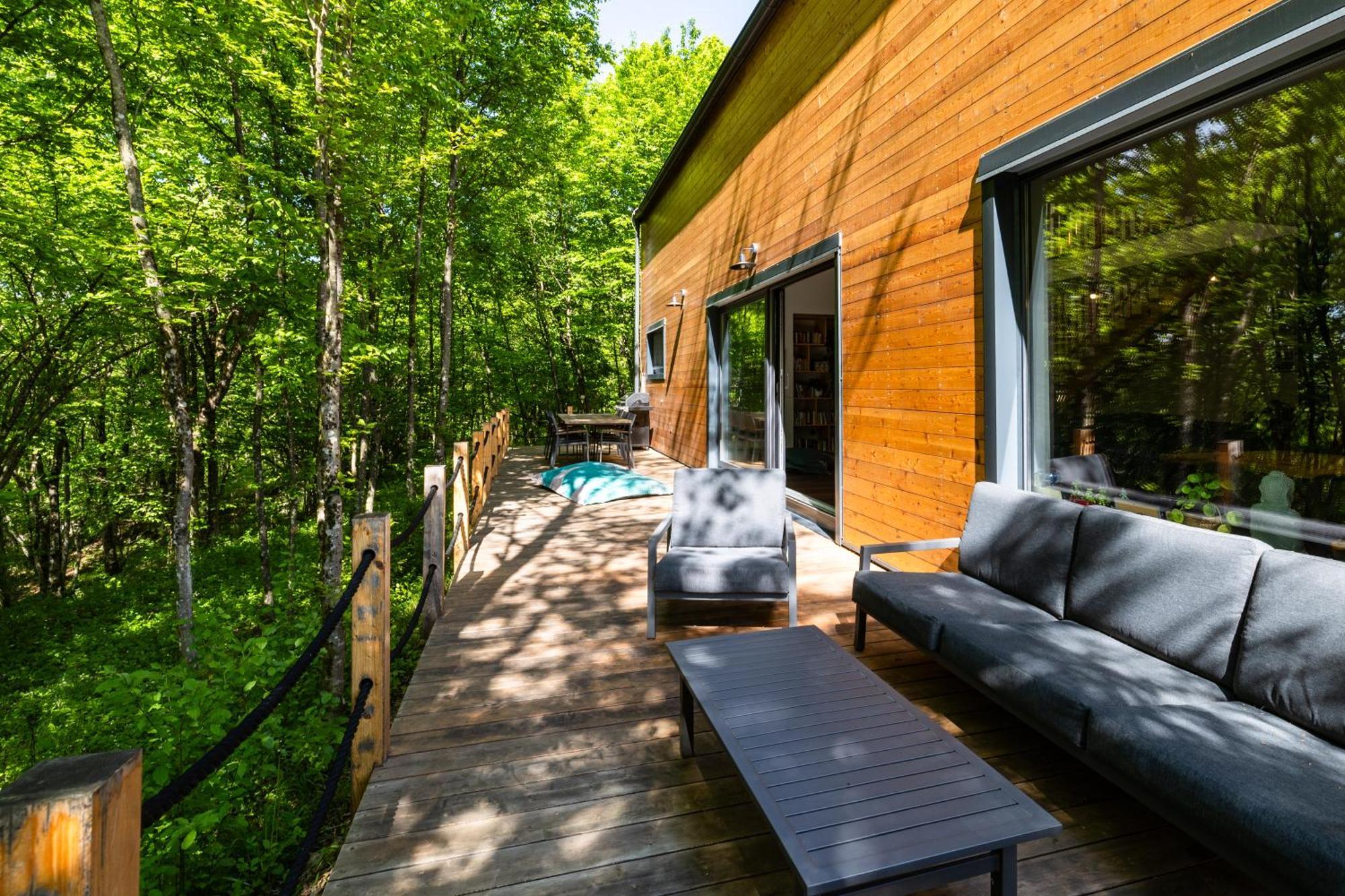 슬루니 Tree Elements Treehouse Retreat 아파트 외부 사진